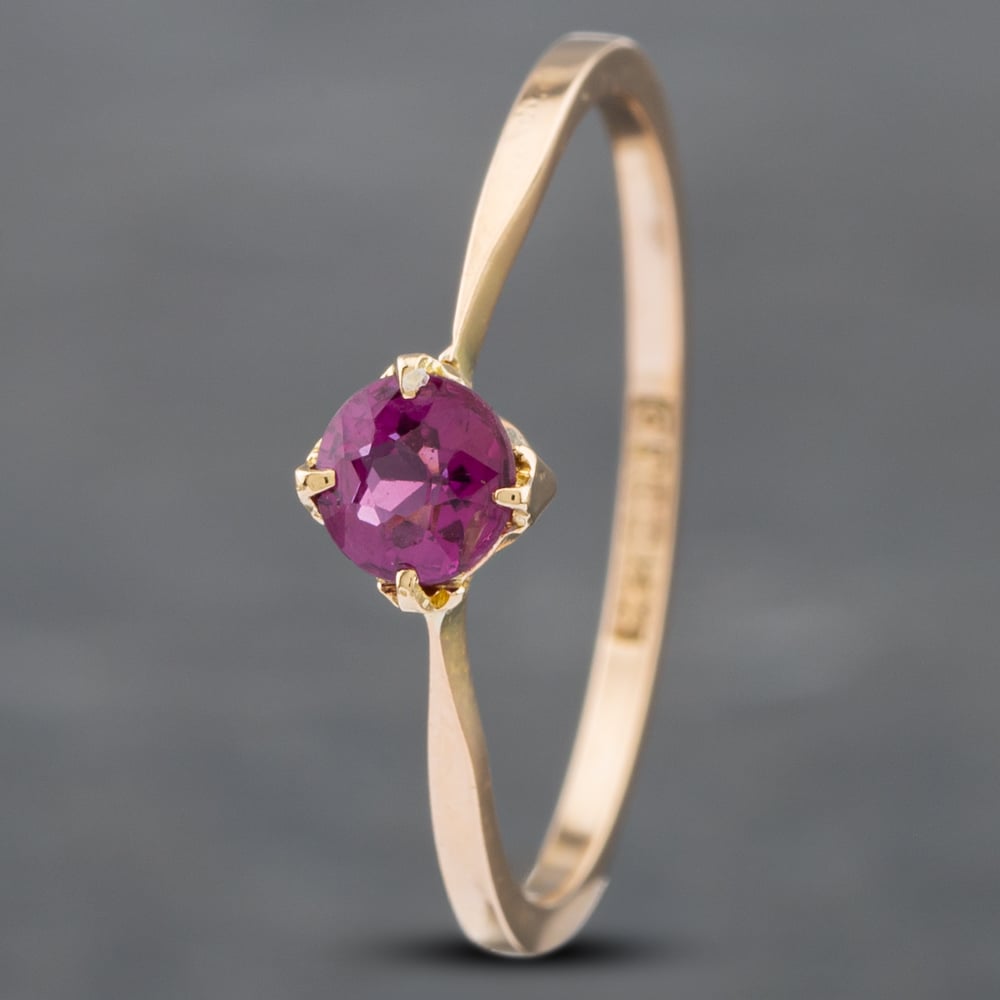 Product photograph of Pre-owned Vintage Yellow Gold Tourmaline Dress Ring 41102367 from The Jewel Hut
