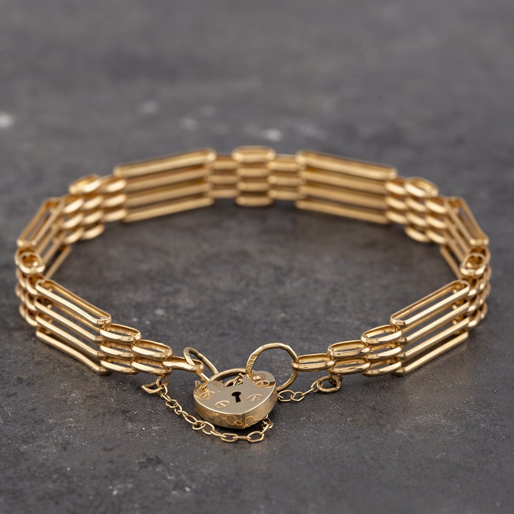 Product photograph of Pre-owned 9ct Yellow Gold Four Bar 7 5 Inch Gate Bracelet 41531072 from The Jewel Hut