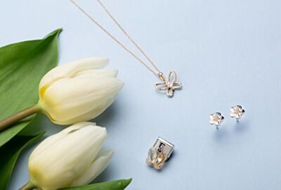 How_to_Style_Jewellery_for_Everyday_Elegance_This_Spring_The_Jewel_Hut