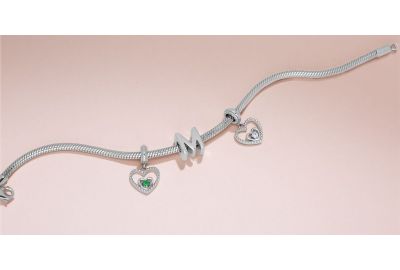 May Birthstone with Rosa Lea