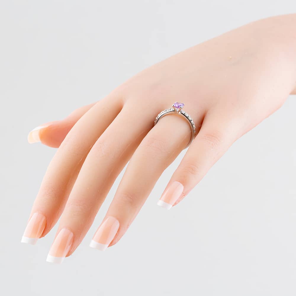 18ct White Gold Cushion Cut Purple Sapphire & Brilliant Cut Diamond Shoulder Set Solitaire Ring TE49428/3918WG/25-11-198