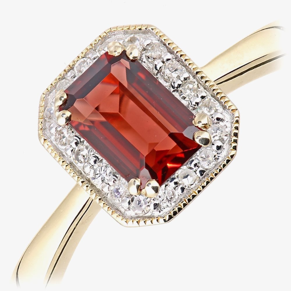 9ct Yellow Gold Garnet 0.08ct Diamond Cluster Ring DR1619YGT