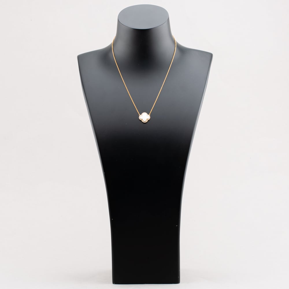 9ct Yellow Gold Mother Of Pearl & Diamond Clover Necklace P4704C-10