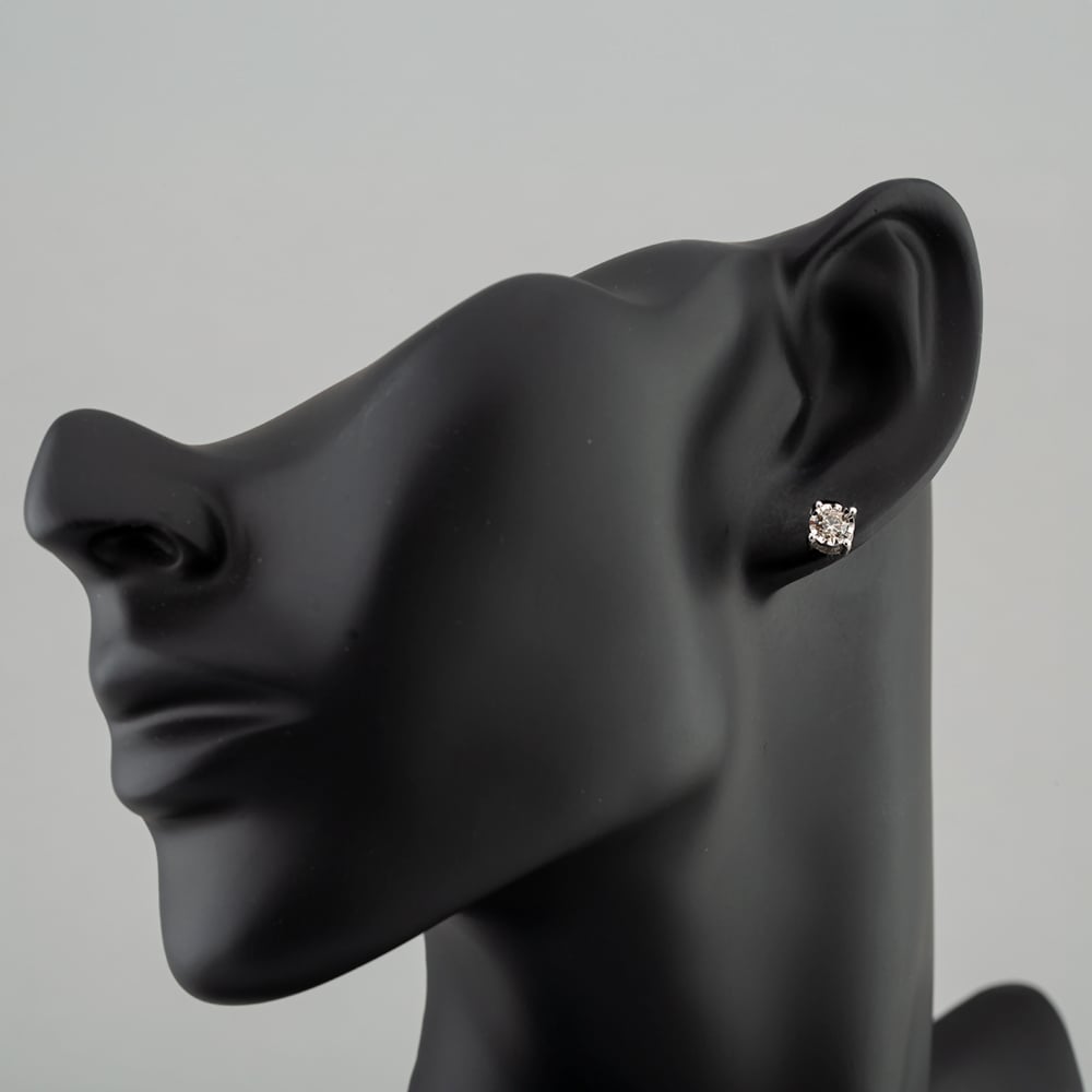 9ct White Gold 1.00ct Brilliant Cut Diamond Stud Earrings THE20345-100