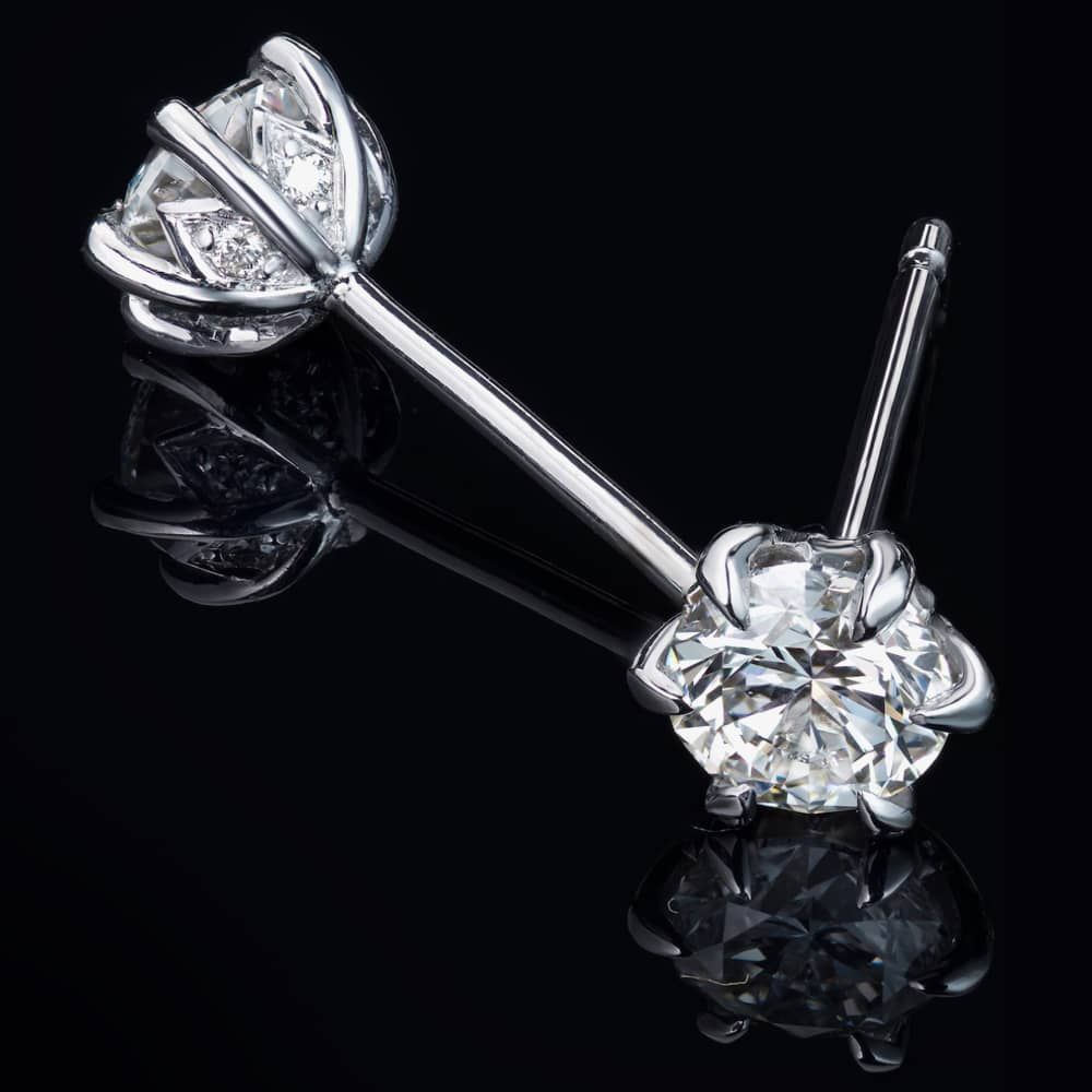 18ct White Gold 0.76ct Brilliant Cut Diamond Stud Earrings 04-80-033/24-01-641/642