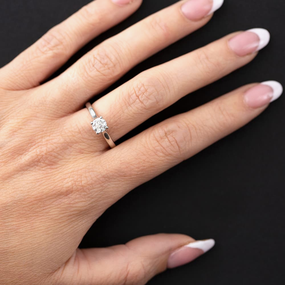 1888 Collection Platinum Brilliant Cut 0.70ct Diamond Solitaire Ring RI-2016