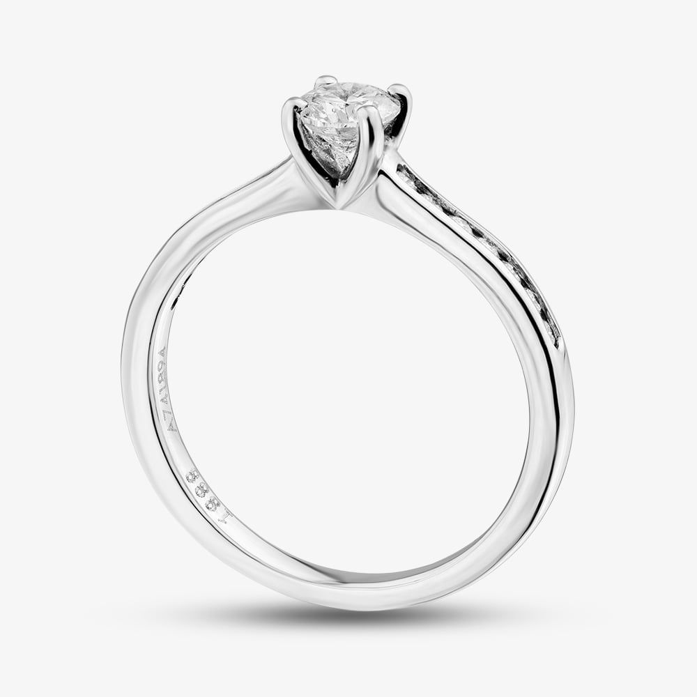 1888 Collection Platinum 0.50ct Certificated 0.50ct Round Cut Diamond Shoulder Set Solitaire Ring RI-138(.50CT PLUS)