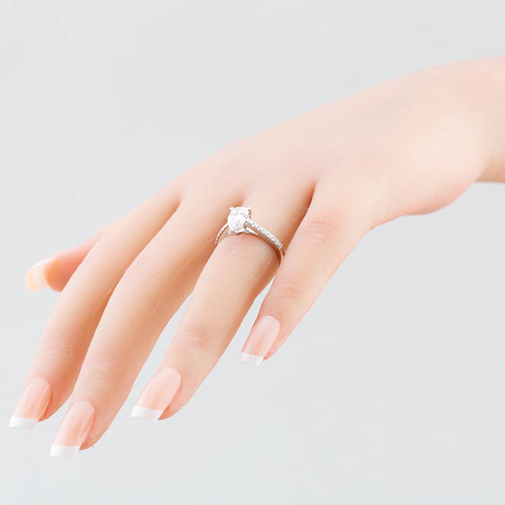 9ct White Gold Lab Grown 1.20ct Pear & Brilliant Cut Diamond Shoulder Set Solitaire Ring LGR35522-120 L