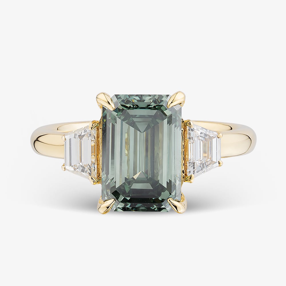 18ct Yellow Gold 3.82ct Certificated Green Emerald Cut Lab Grown Diamond Trilogy Ring PO6877-3SEC07