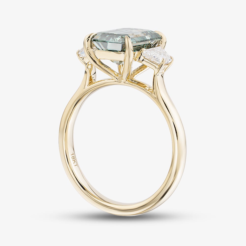 18ct Yellow Gold 3.82ct Certificated Green Emerald Cut Lab Grown Diamond Trilogy Ring PO6877-3SEC07