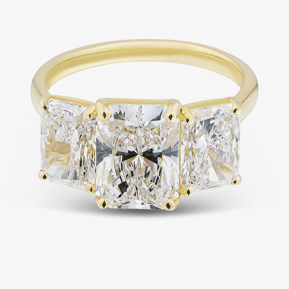 18ct Yellow Gold 5.09ct Certificated Radiant Cut Lab Grown Diamond Three Stone Ring U3804
