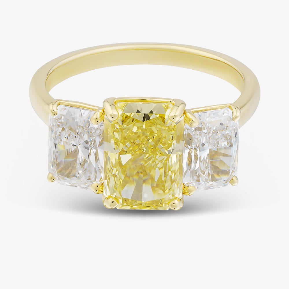 18ct Yellow Gold 4.55ct Certificated Yellow & White Radiant Cut Lab Grown Diamond Three Stone Ring U3814