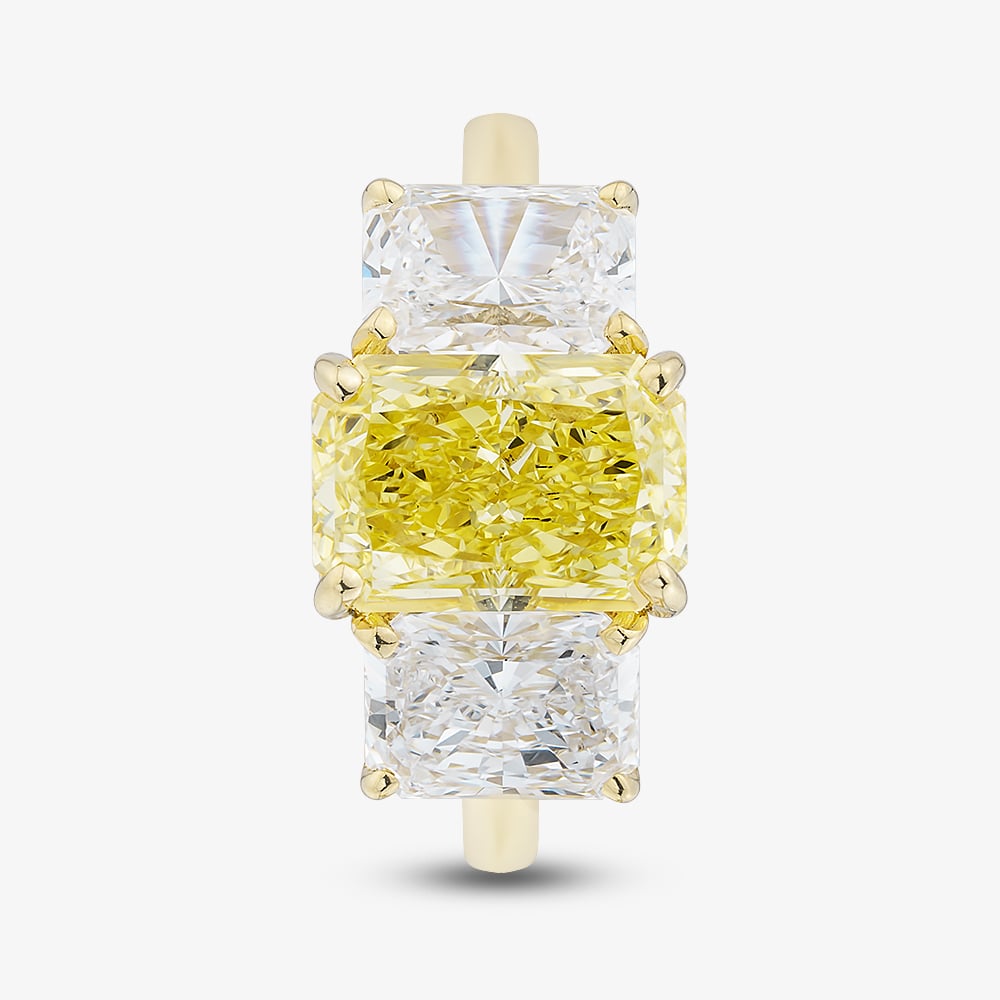 18ct Yellow Gold 4.55ct Certificated Yellow & White Radiant Cut Lab Grown Diamond Three Stone Ring U3814