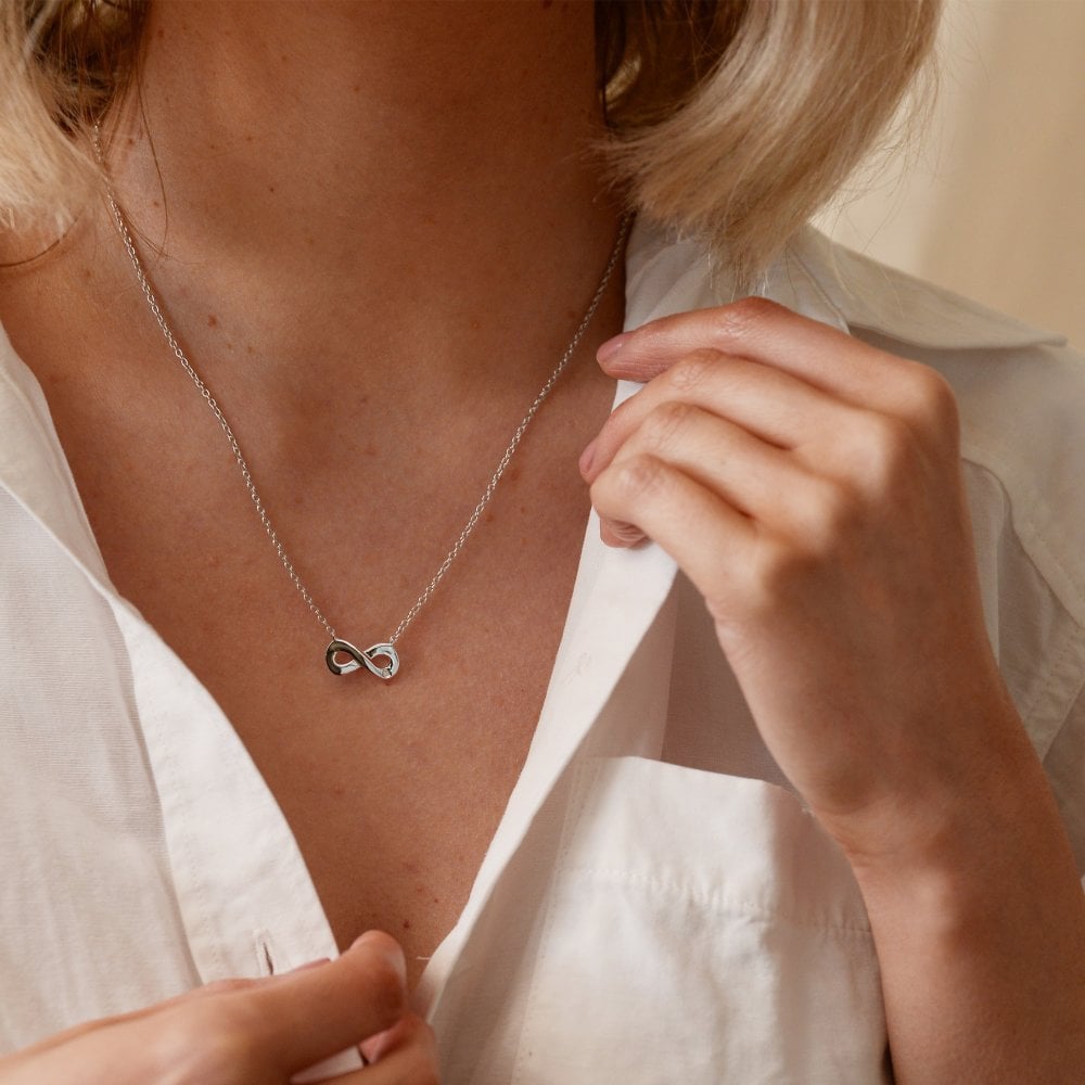 Hot Diamonds Amulets Silver Infinity Pendant Necklace DP893
