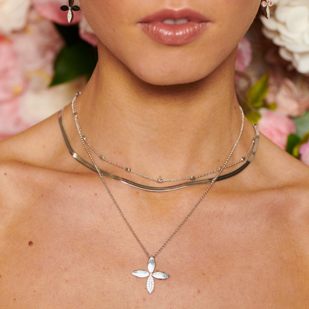 Hot Diamonds Silver Eden White Topaz Pendant Necklace DP1105