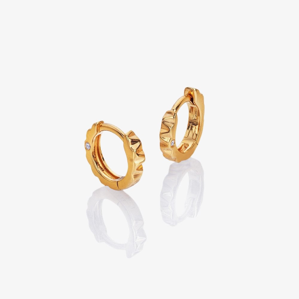 Hot Diamonds HD X GE Textured 18ct Yellow Gold Huggie Hoop Earrings DE853