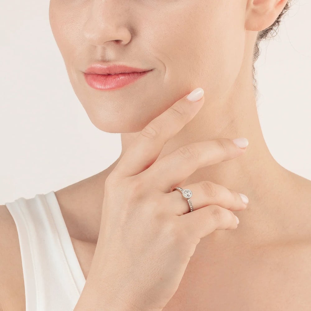 Coeur De Lion Silver Tone Crystal Shoulder Set Solitaire Ring 0228/40-1817