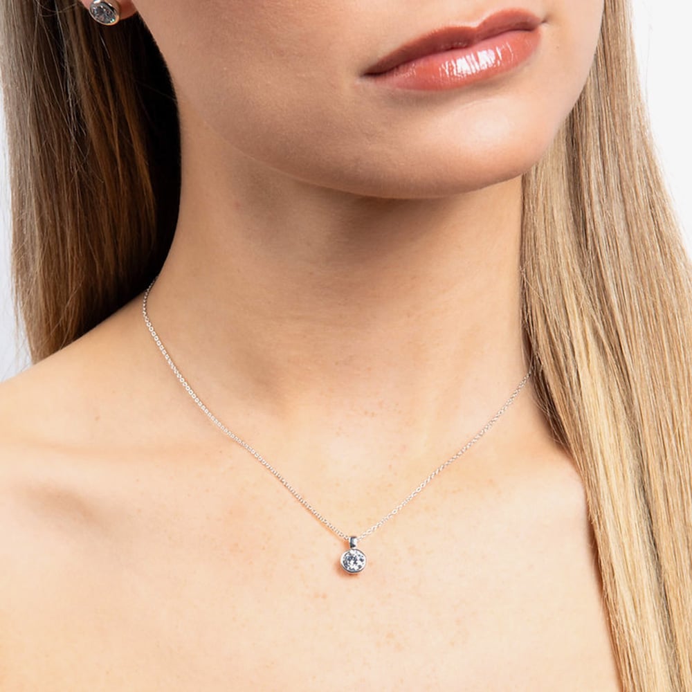 Diamonfire Silver Bezel Set 1.00ct Round Cubic Zirconia Pendant Necklace P4643