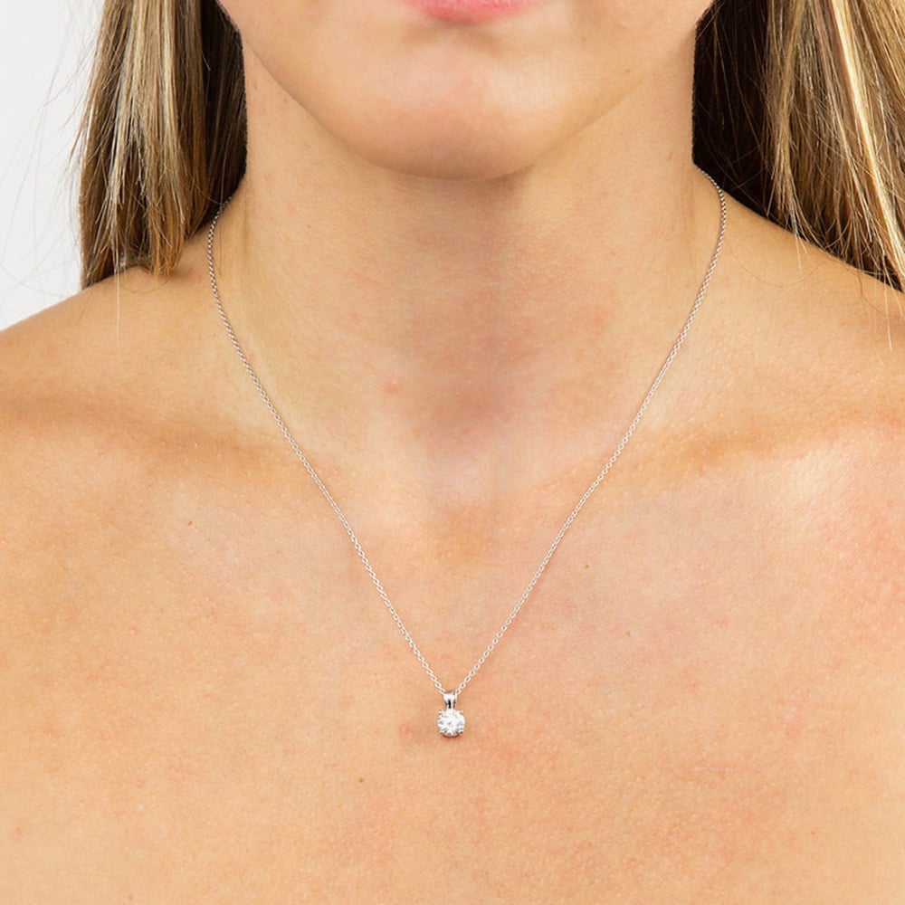 Diamonfire Silver 1.00ct Round Cubic Zirconia 4 Claw Pendant Necklace P4919