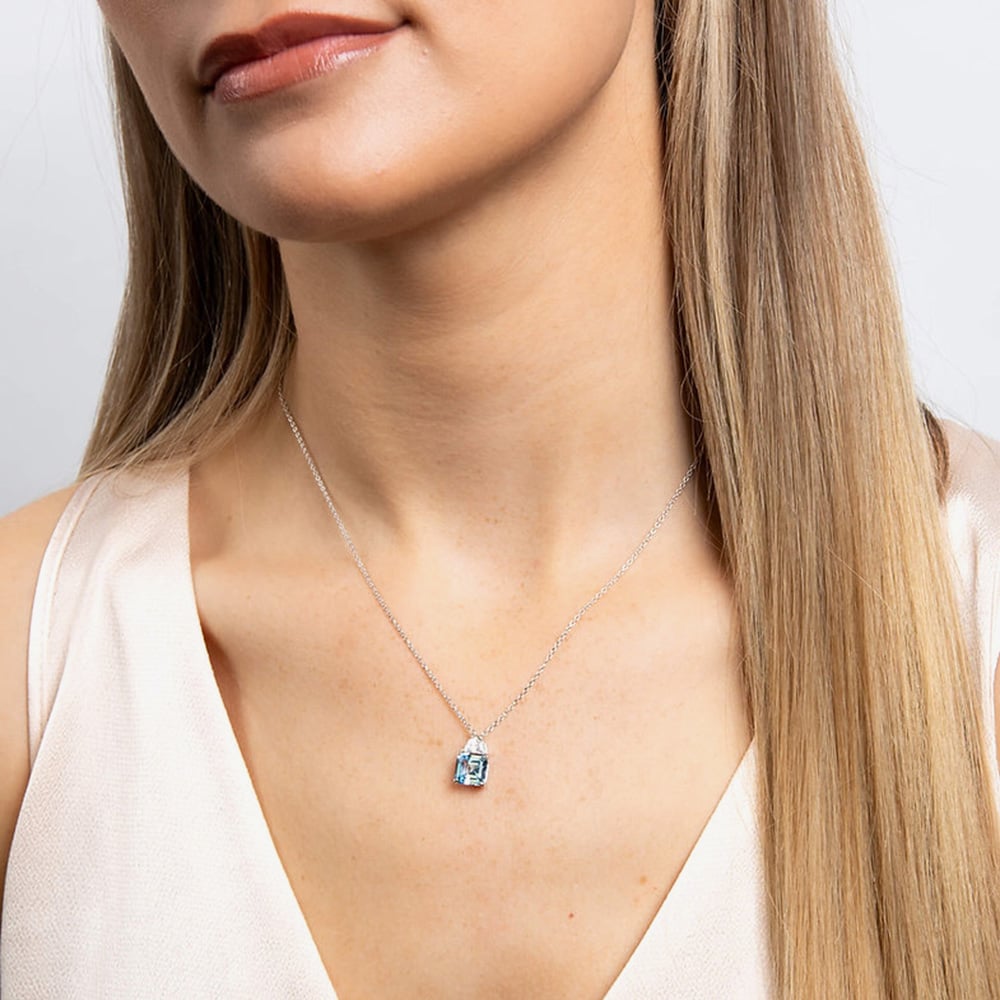 Diamonfire Sterling Silver Square Light Blue Cubic Zirconia Necklace N4660