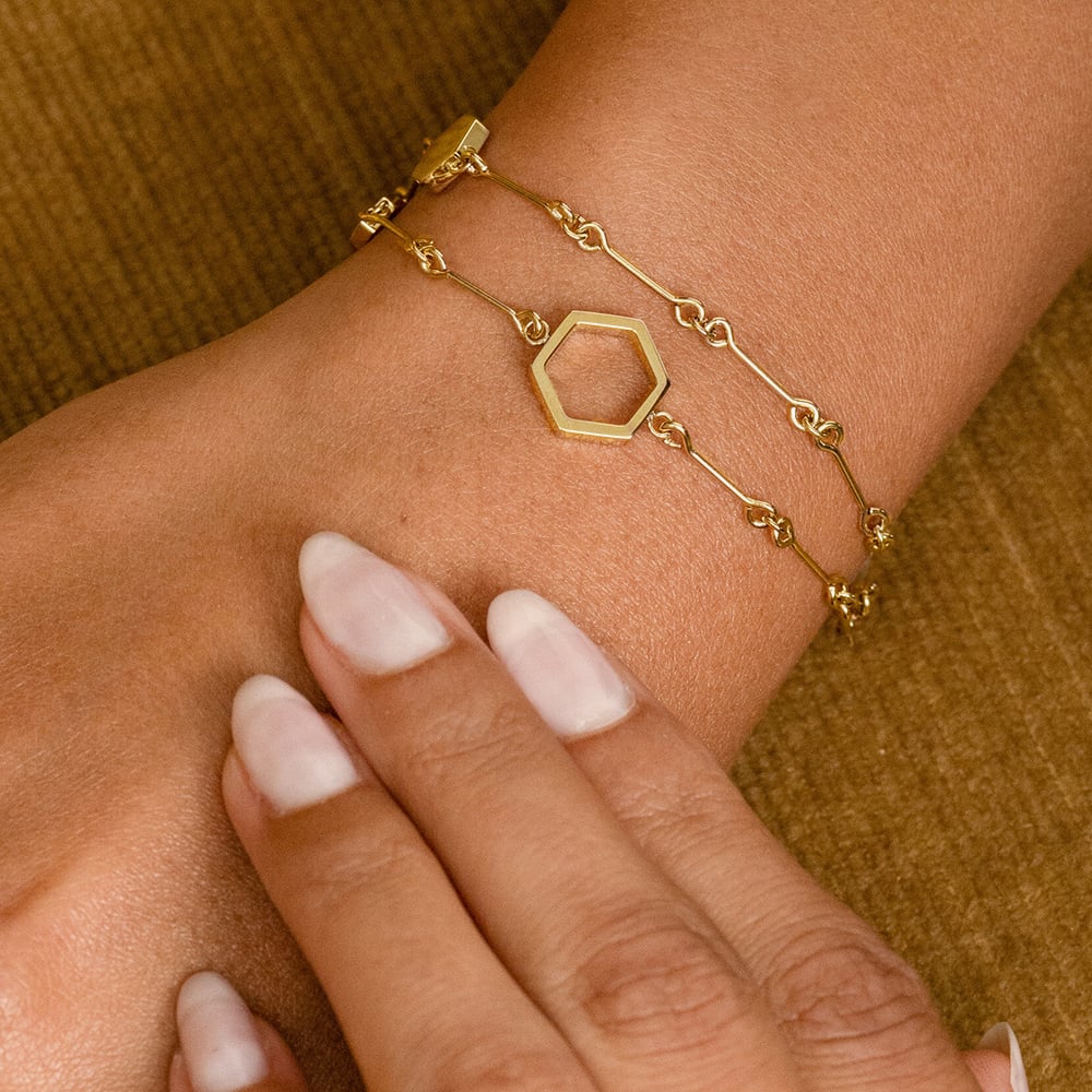 Olivia Burton Signature Gold Plated Honeycomb Double Layered Chain Bracelet 24100308