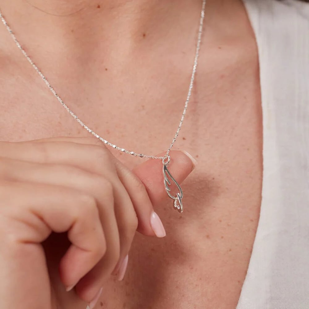 ChloBo Sterling Silver Delicate Cube Heart Angel Wing Necklace SNDC3238