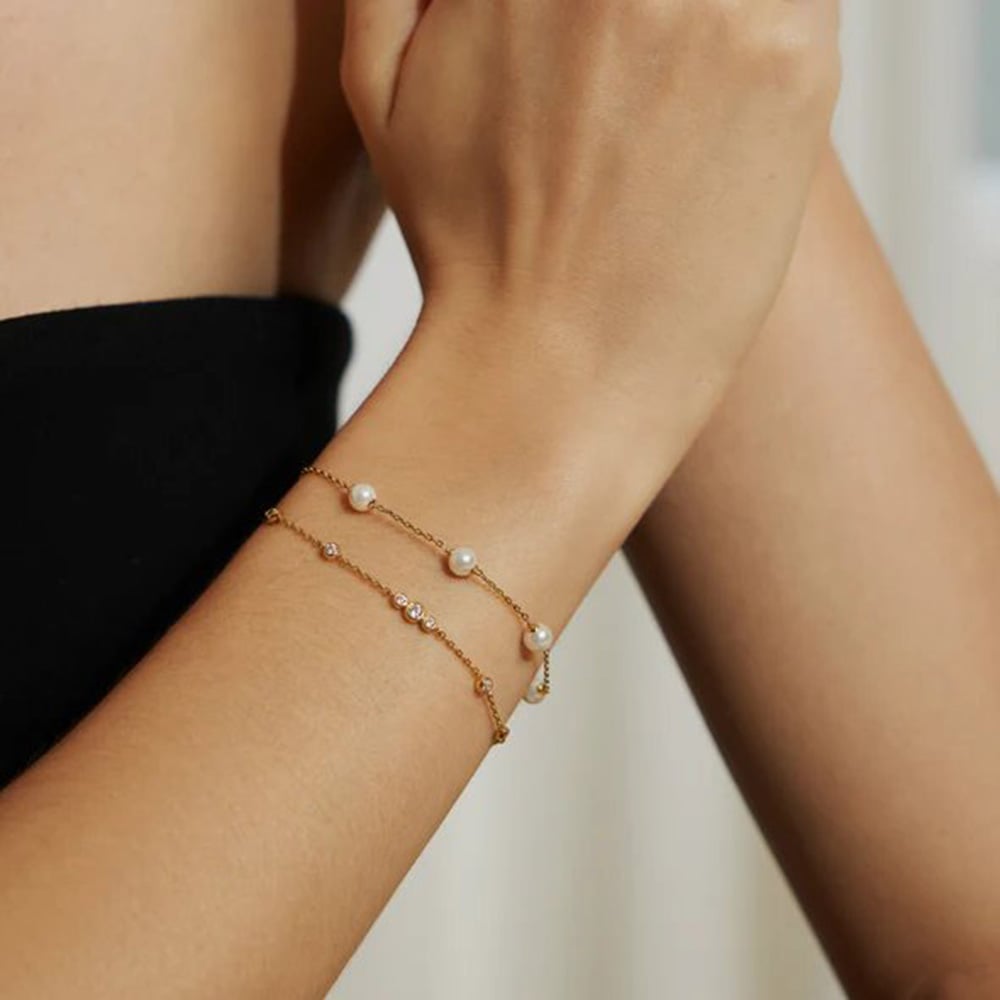 Ania Haie Miss Dainty 14ct Gold Plated Shell Pearl Bracelet B065-01G