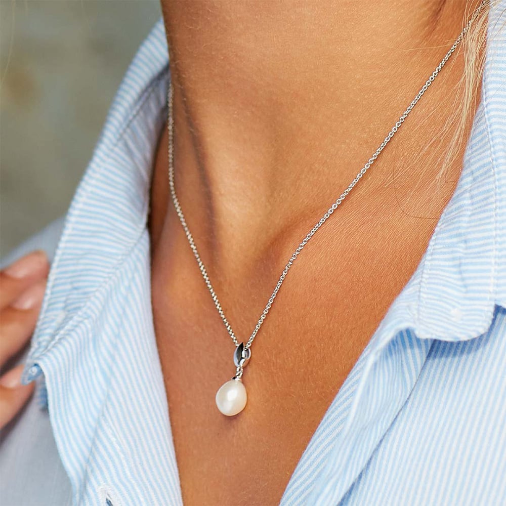 Kit Heath Sterling Silver Coast Pebbles Droplet Pearl Necklace 90184FP