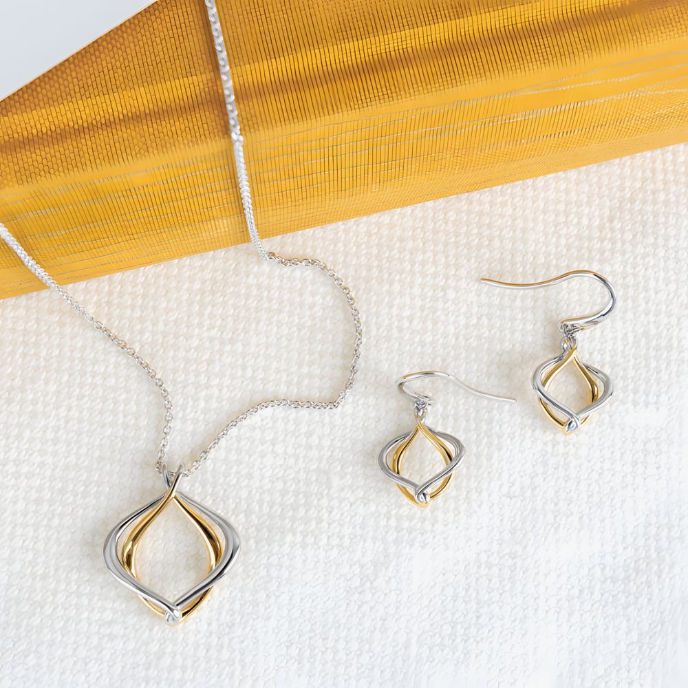 Kit Heath Alicia Golden Petite Pendant 90018GRP