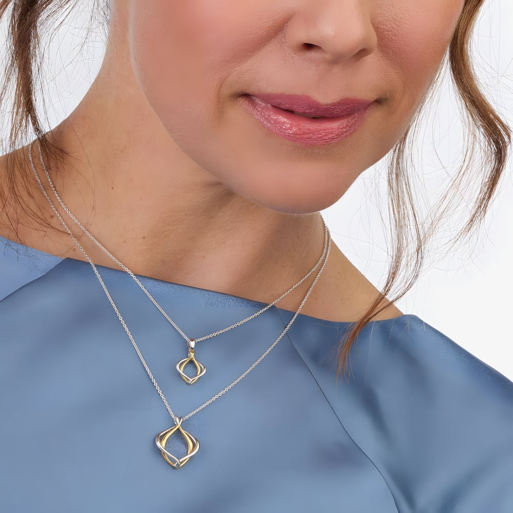 Kit Heath Alicia Golden Petite Pendant 90018GRP
