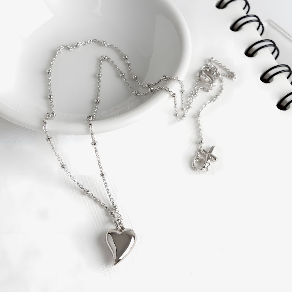 Kit Heath Desire Kiss Midi Heart Ball Chain Pendant 90500RP