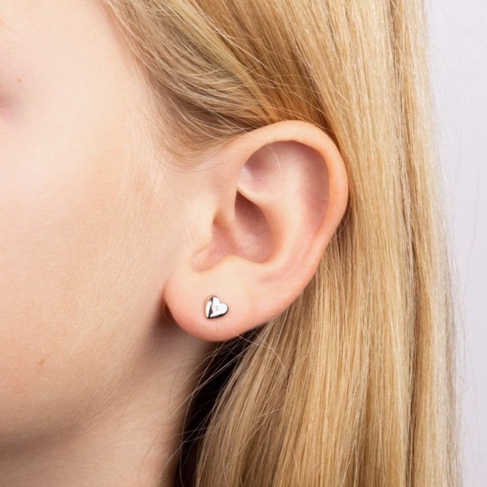 D For Diamond Silver Diamond Heart Stud Earrings E572