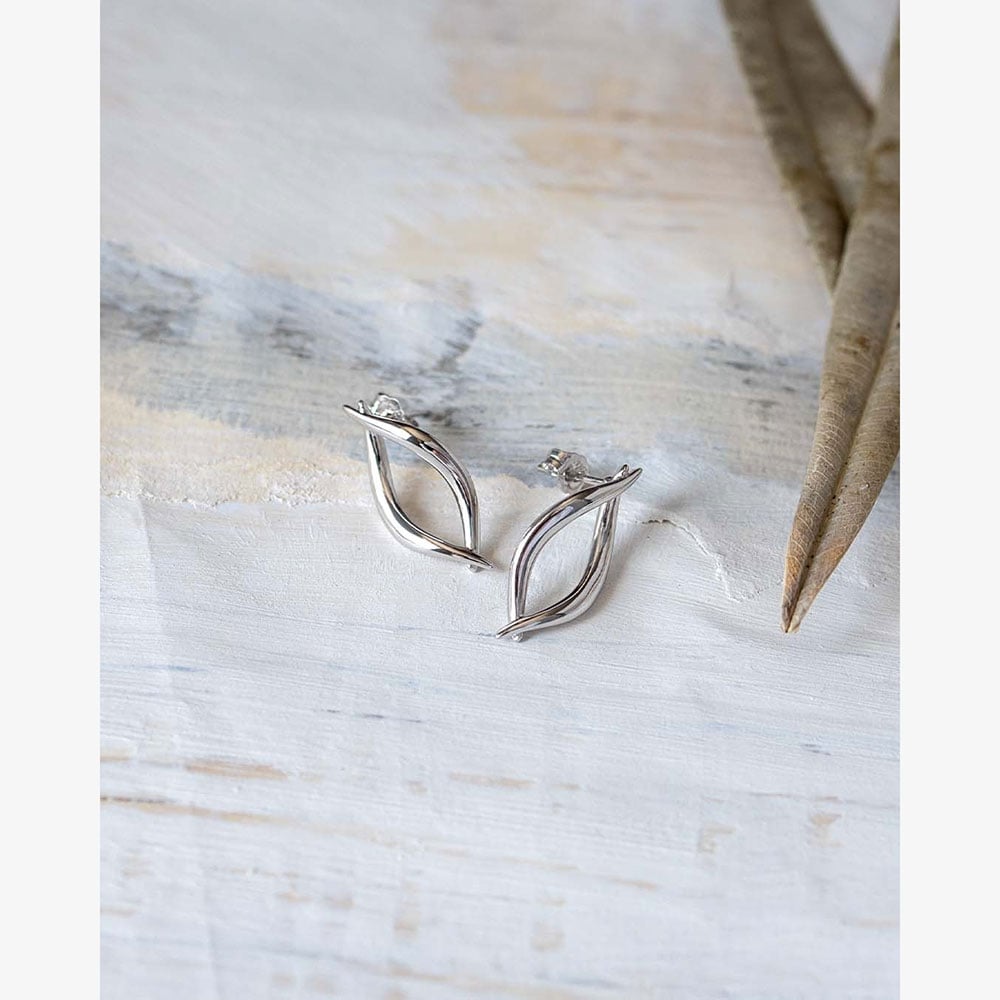 Kit Heath Entwine Twine Twist Link Stud Earrings 40228RP