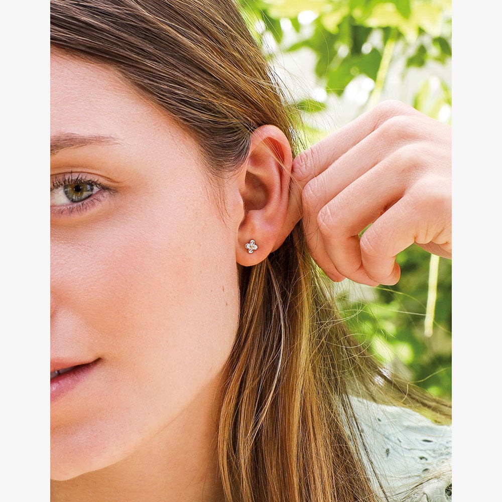 Kit Heath Blossom Flyte Honey Flower Stud Earrings 40343GRP