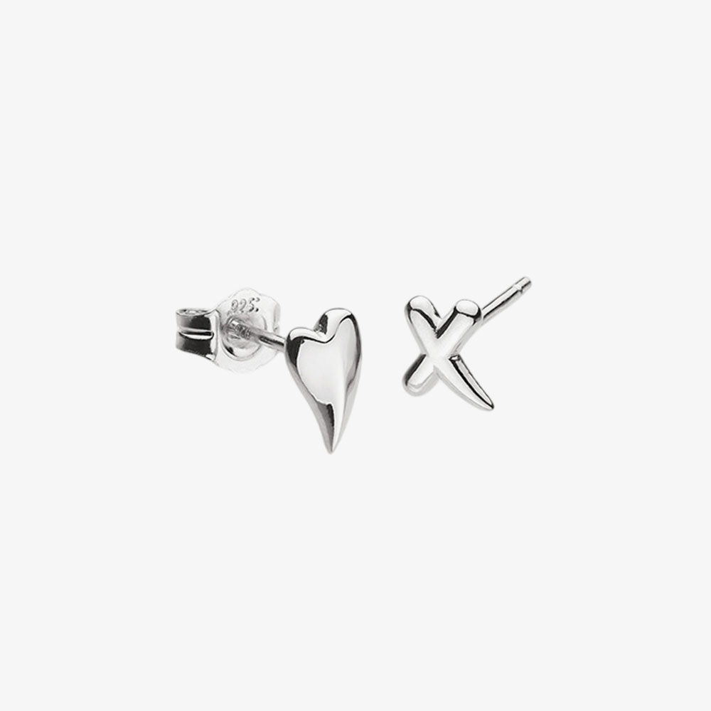 Kit Heath Desire Kiss Heart &amp; Kiss Mismatch Stud Earrings 40DKRP