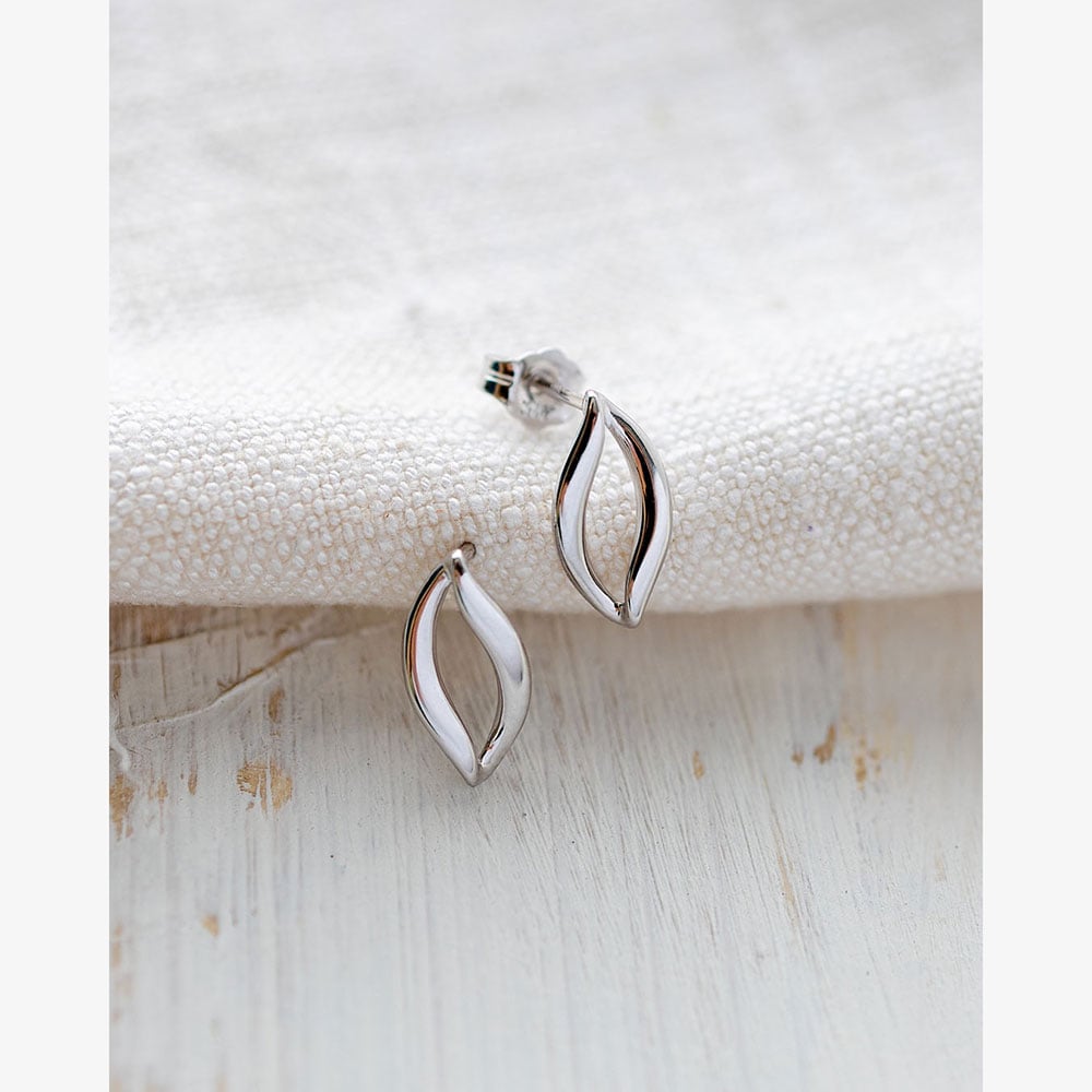 Kit Heath Entwine Twine Link Stud Earrings 41141RP