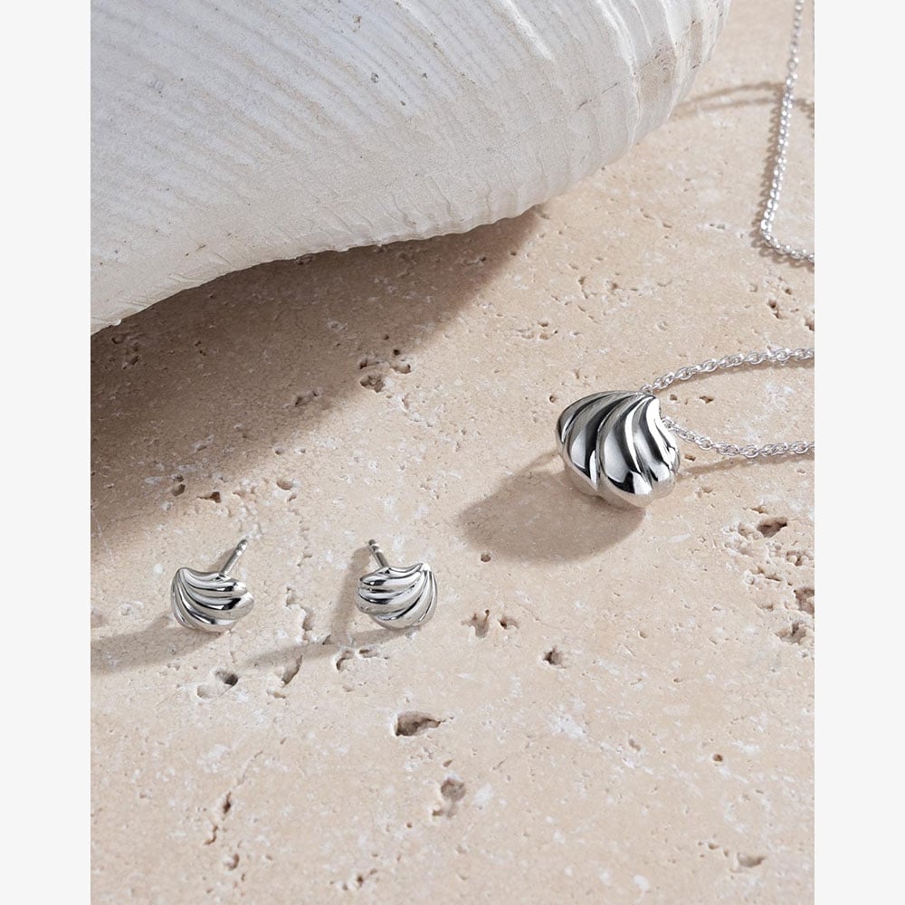 Kit Heath Océane Shell Echo Petite Rounded Stud Earrings 41212RP