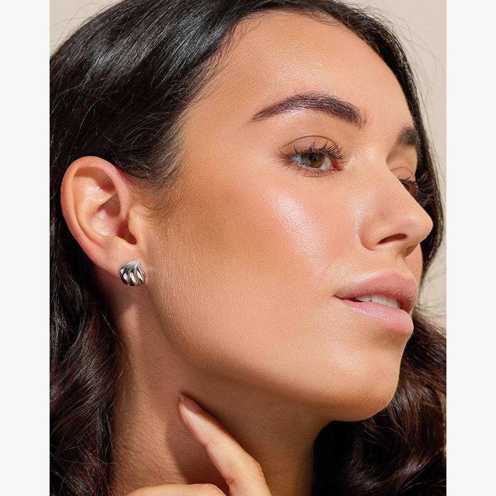 Kit Heath Océane Shell Echo Rounded Stud Earrings 41213RP