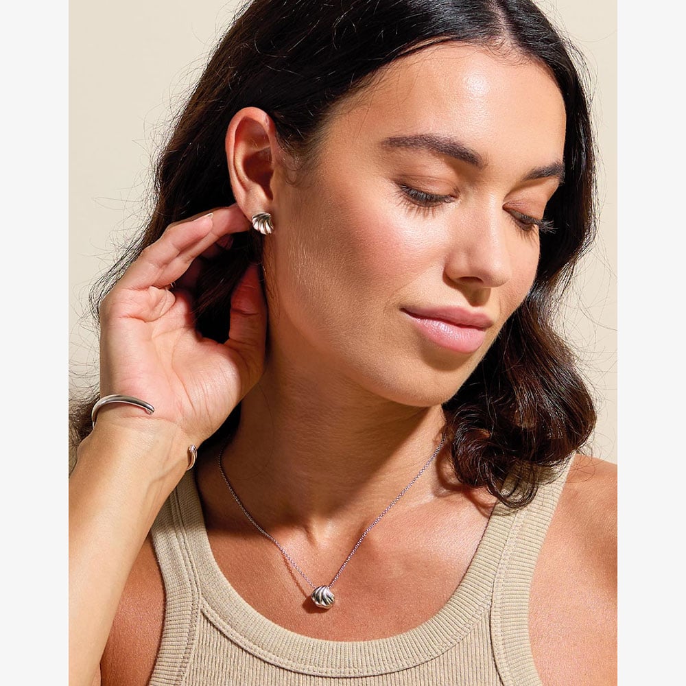Kit Heath Océane Shell Echo Rounded Stud Earrings 41213RP