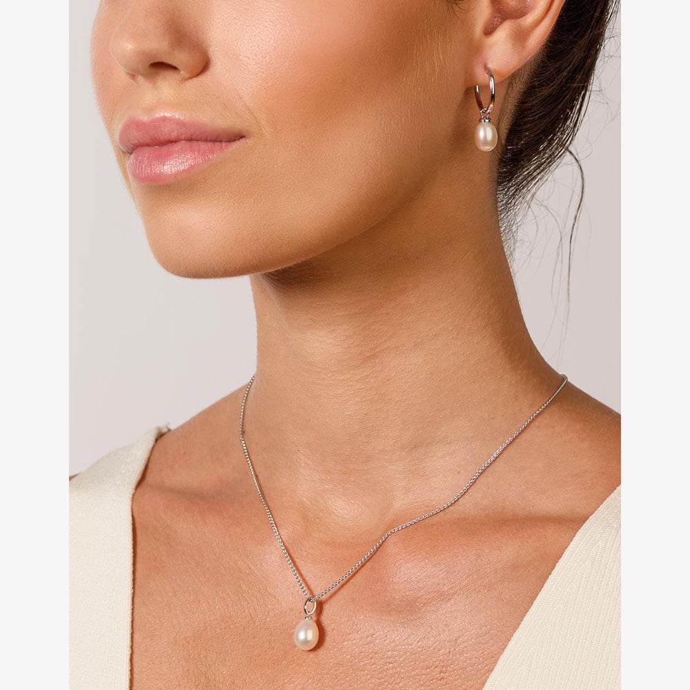 Kit Heath Revival Classic Pearl Midi Hoop Earrings 50426FP