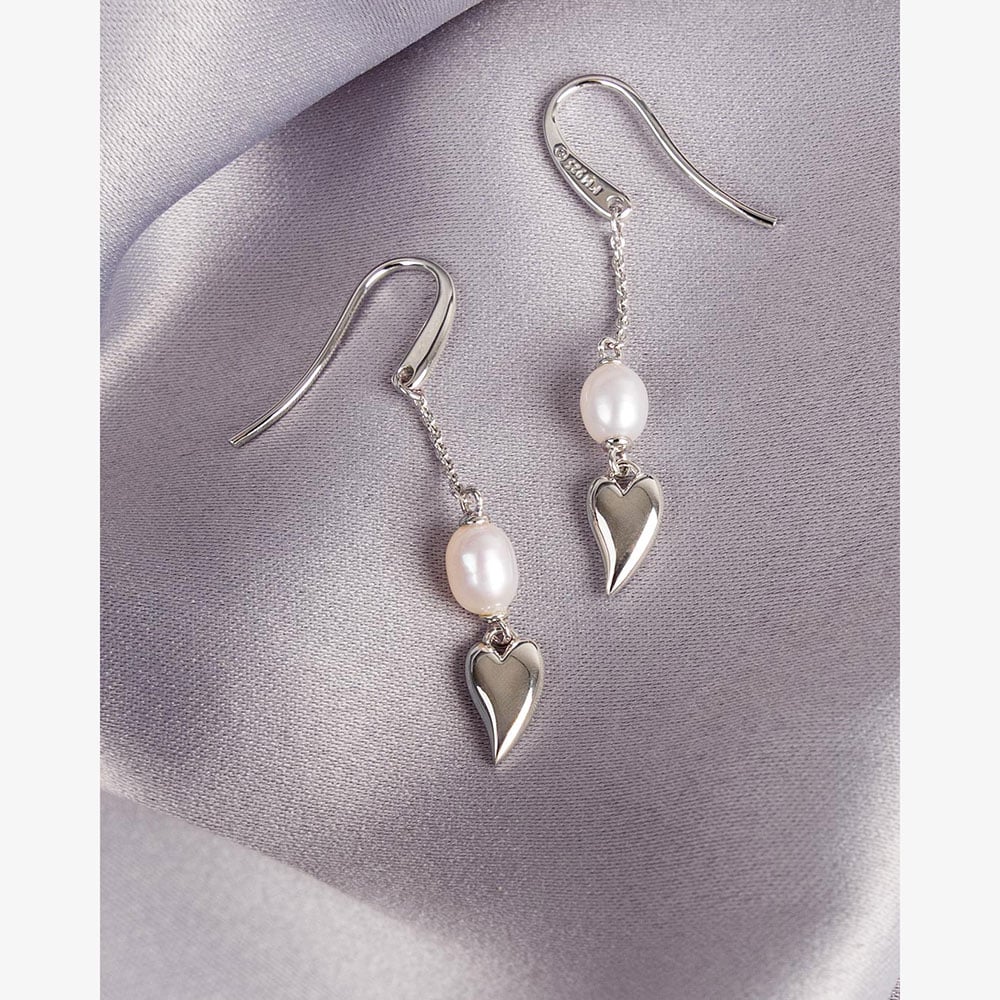 Kit Heath Desire Kiss Pearl Chain Drop Earrings 50515FP