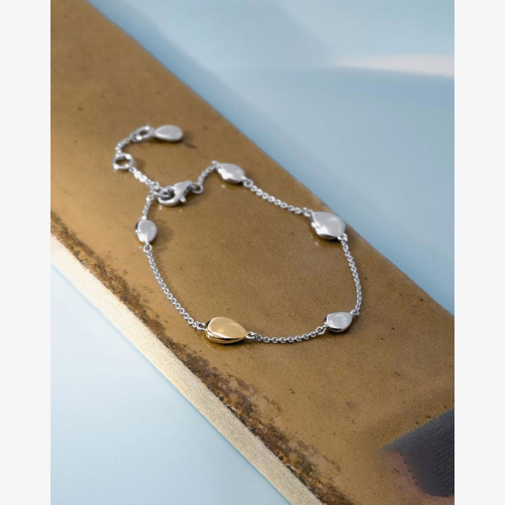 Kit Heath Coast Pebble Golden 7.5 Inch Station Bracelet 70186GRP