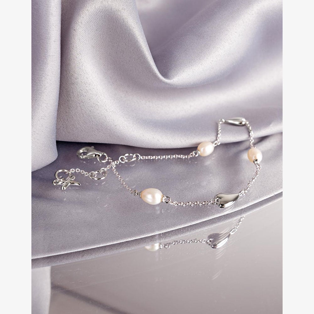 Kit Heath Desire Kiss Pearl 7.5 Inch Station Bracelet 70515FP