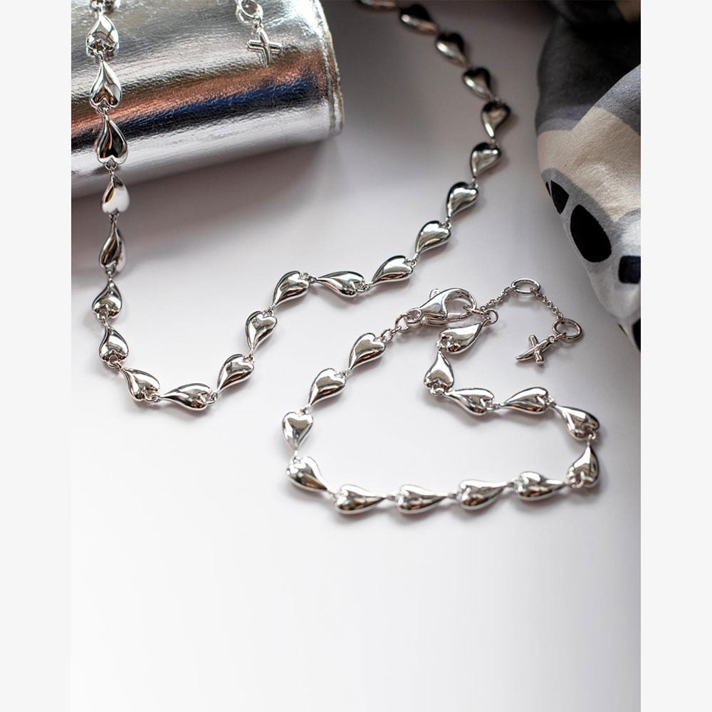 Kit Heath Desire Kiss Linking Hearts 7.5 Inch Bracelet 70LK
