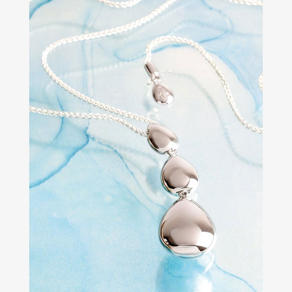 Kit Heath Coast Pebble Smooth Triple 16-24 Inch Necklace 90153RP