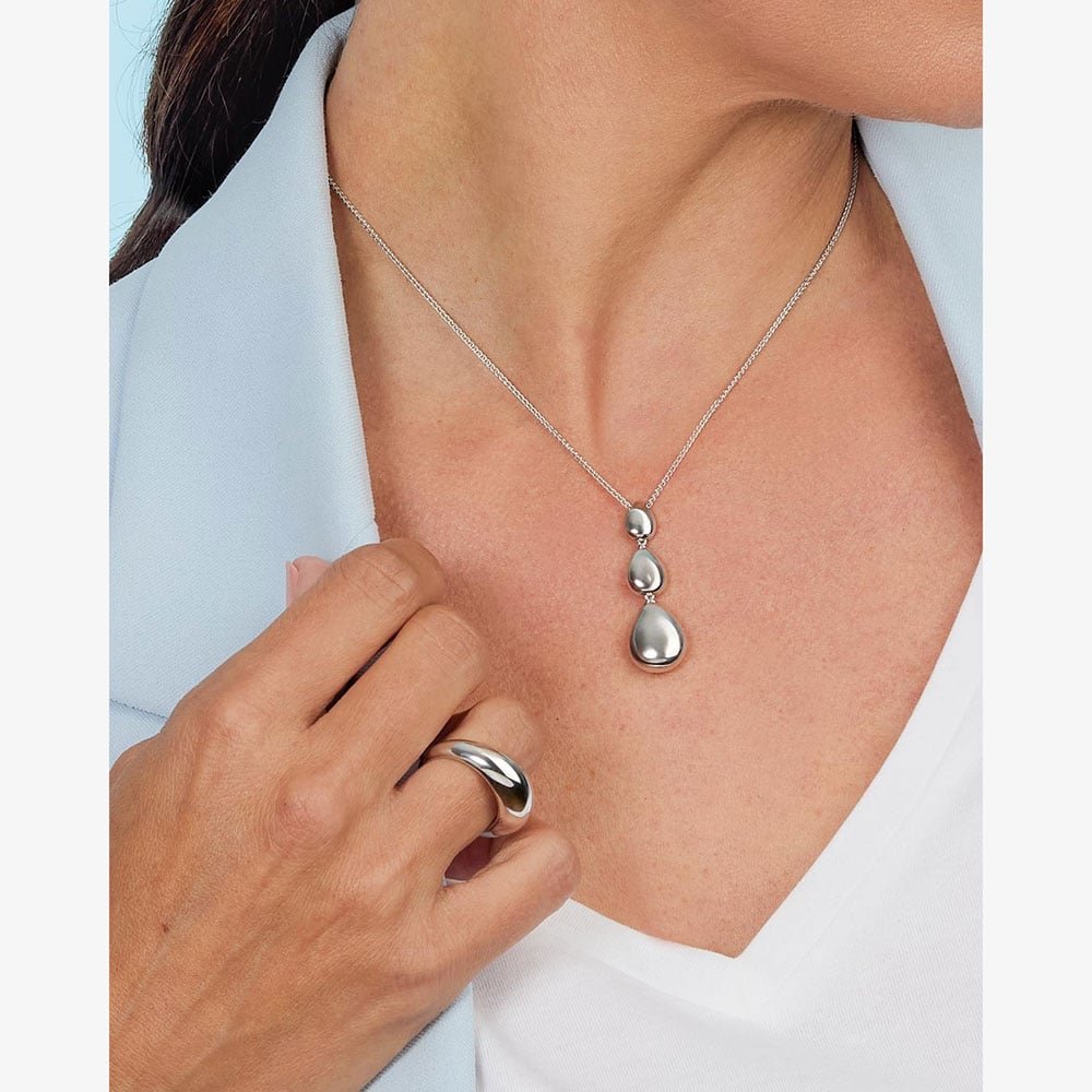 Kit Heath Coast Pebble Smooth Triple 16-24 Inch Necklace 90153RP