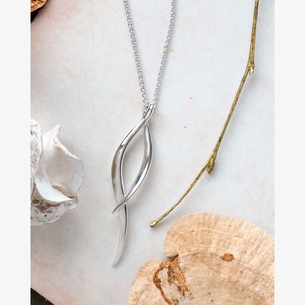 Kit Heath Entwine Twine Twist Large 30 Inch Necklace 90224RP