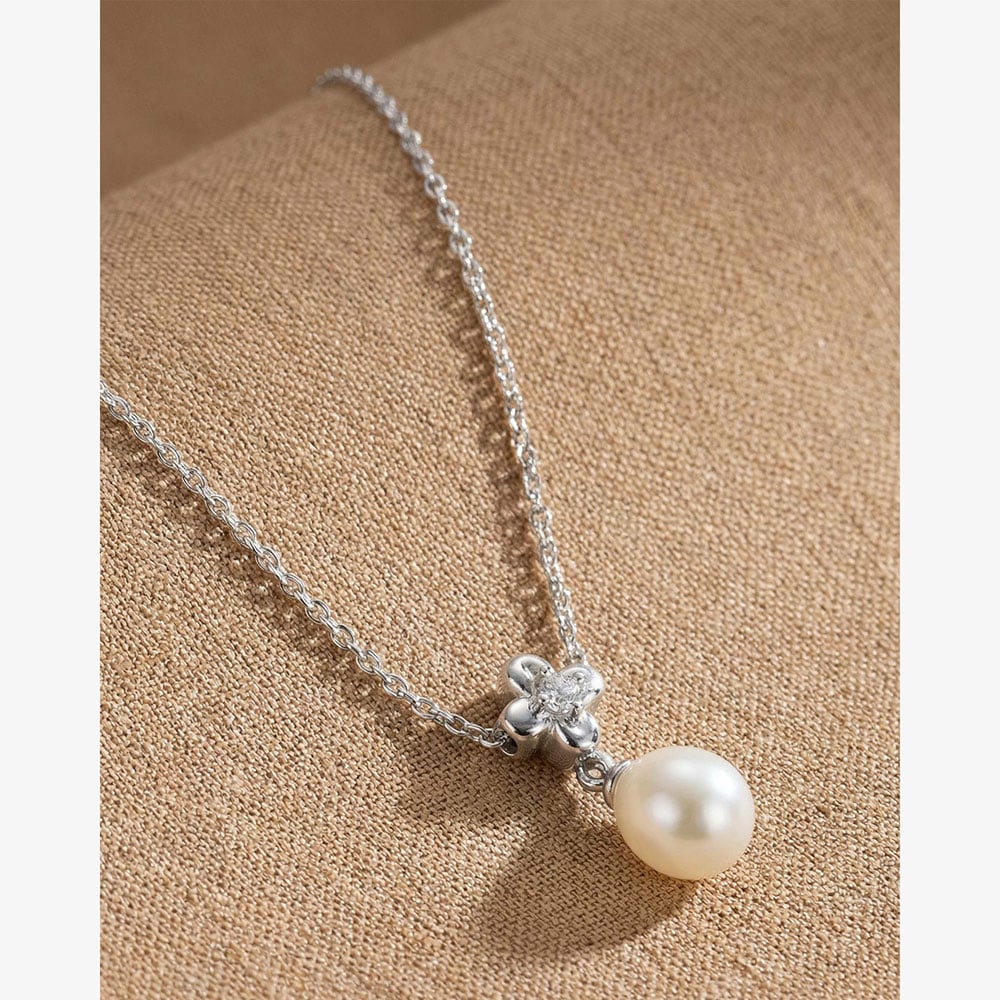 Kit Heath Blossom Flyte Honey Flower 18 Inch Necklace 90333FPC