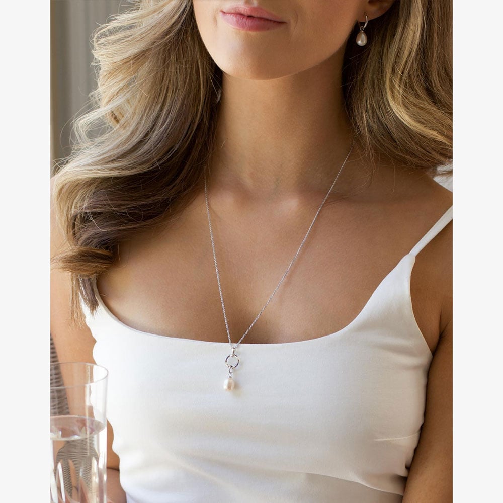 Kit Heath Revival Classic Pearl Oval Pearl 22 Inch Necklace 90431FP