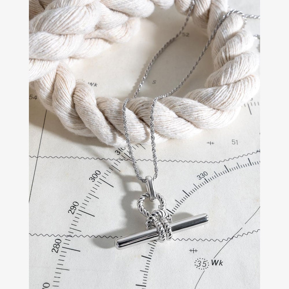 Kit Heath Marina Rope Knot T-Bar Grande 20 Inch Necklace 91094RP